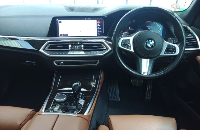 
								BMW X5 full									