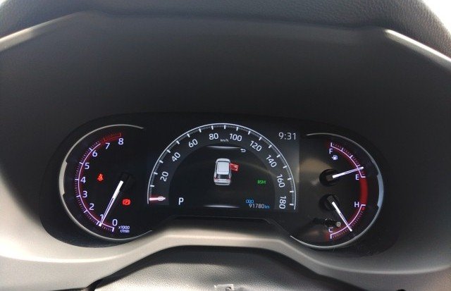 
								TOYOTA RAV4 full									