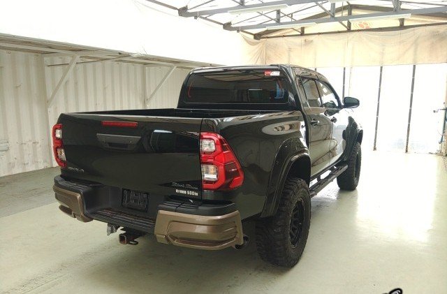 
								TOYOTA HILUX full									