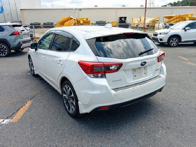 
								SUBARU IMPREZA full									