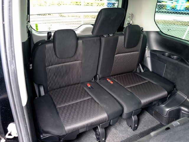 
								NISSAN SERENA full									