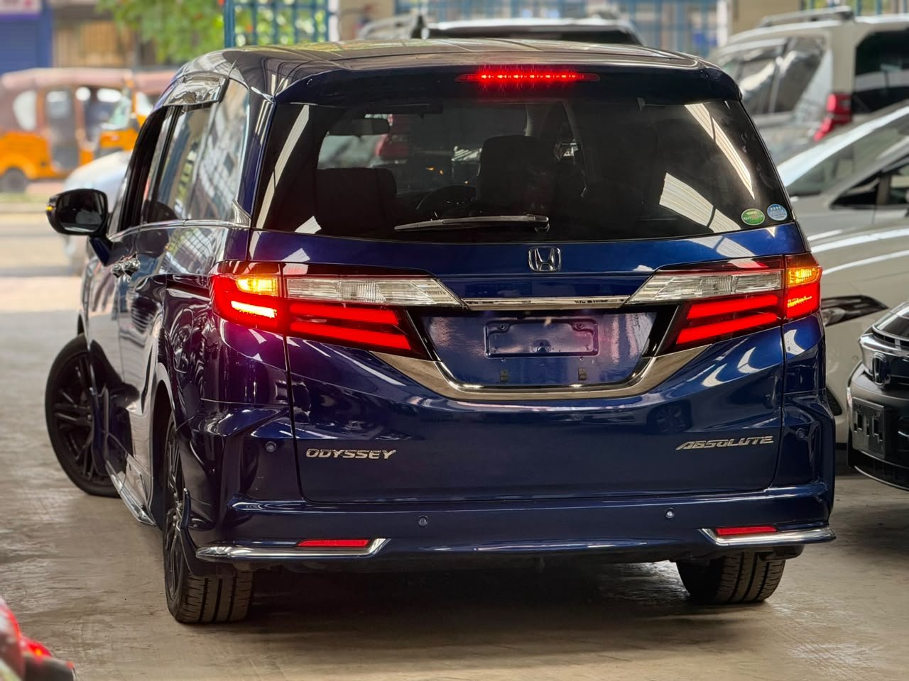 
								HONDA ODYSSEY full									