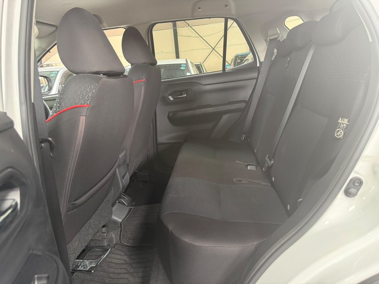 
								TOYOTA RAIZE full									