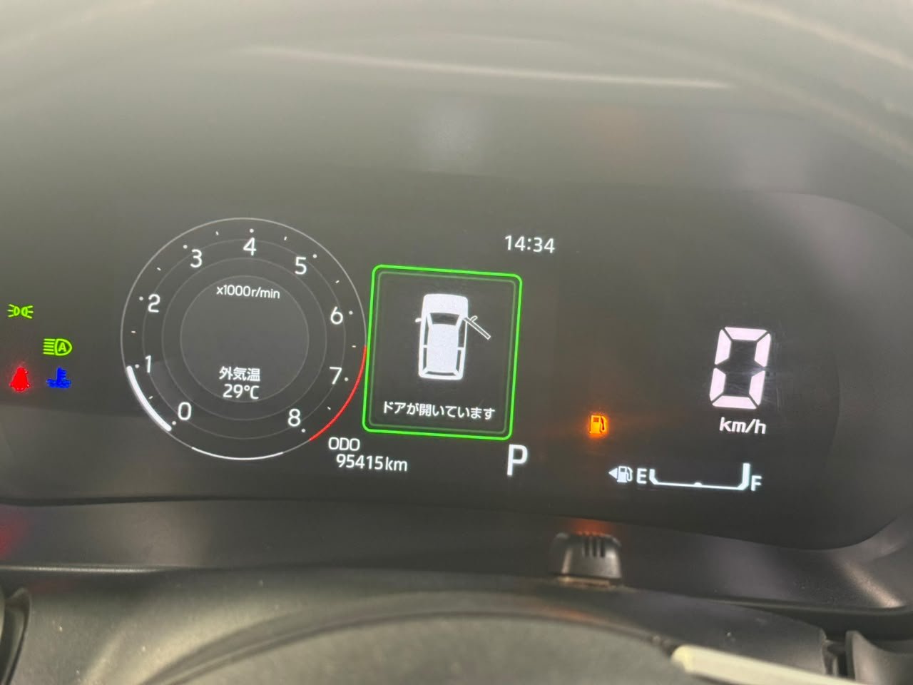 
								TOYOTA RAIZE full									